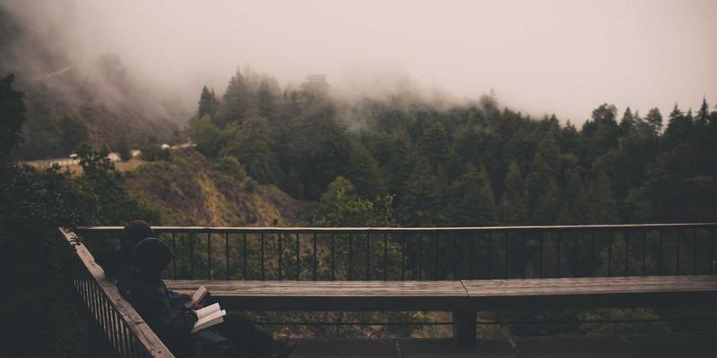 从代码到光速：400G/800G光模块如何通过编程与工具重塑数据中心互联